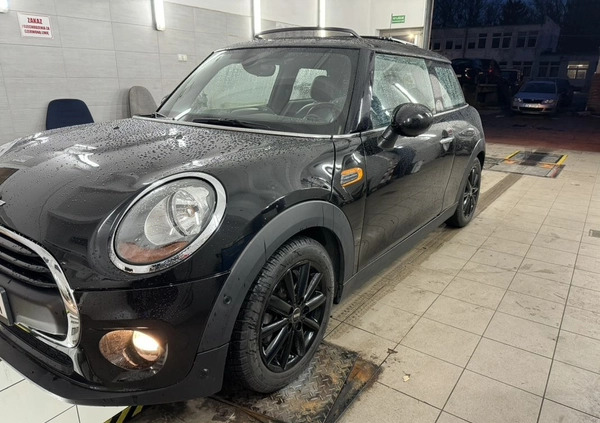 MINI ONE cena 42500 przebieg: 137000, rok produkcji 2016 z Wrocław małe 277